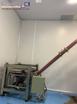 Silo de transferência com rosca helicoidal transportadora inclinada em inox Maqinox