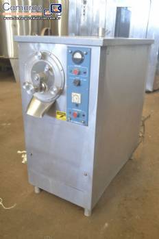 Produtora de sorvete horizontal descont�nua R Camargo