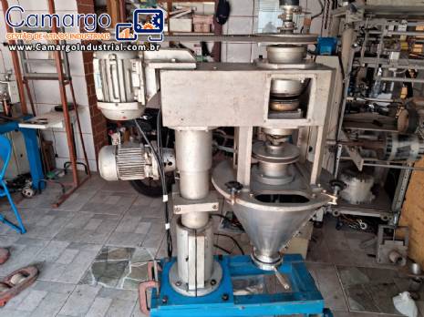 Dosador de rosca para produtos em p�s Nayla